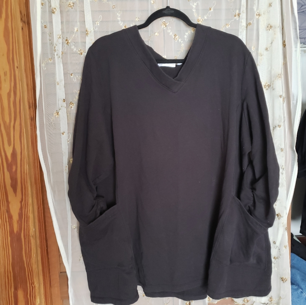 Black 3/4 Sleeve Fleece Tunic